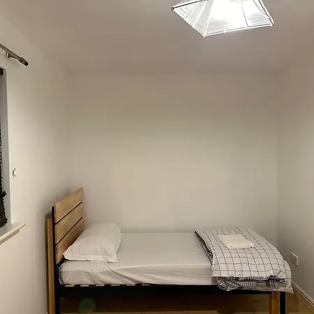 Flat Close To Leagrave Station Luton Airport Exterior photo