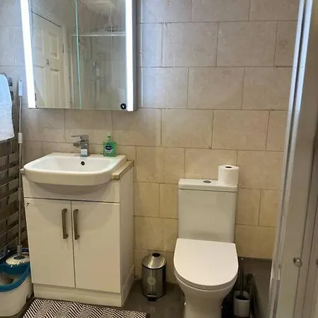 Flat Close To Leagrave Station Luton Airport Exterior photo